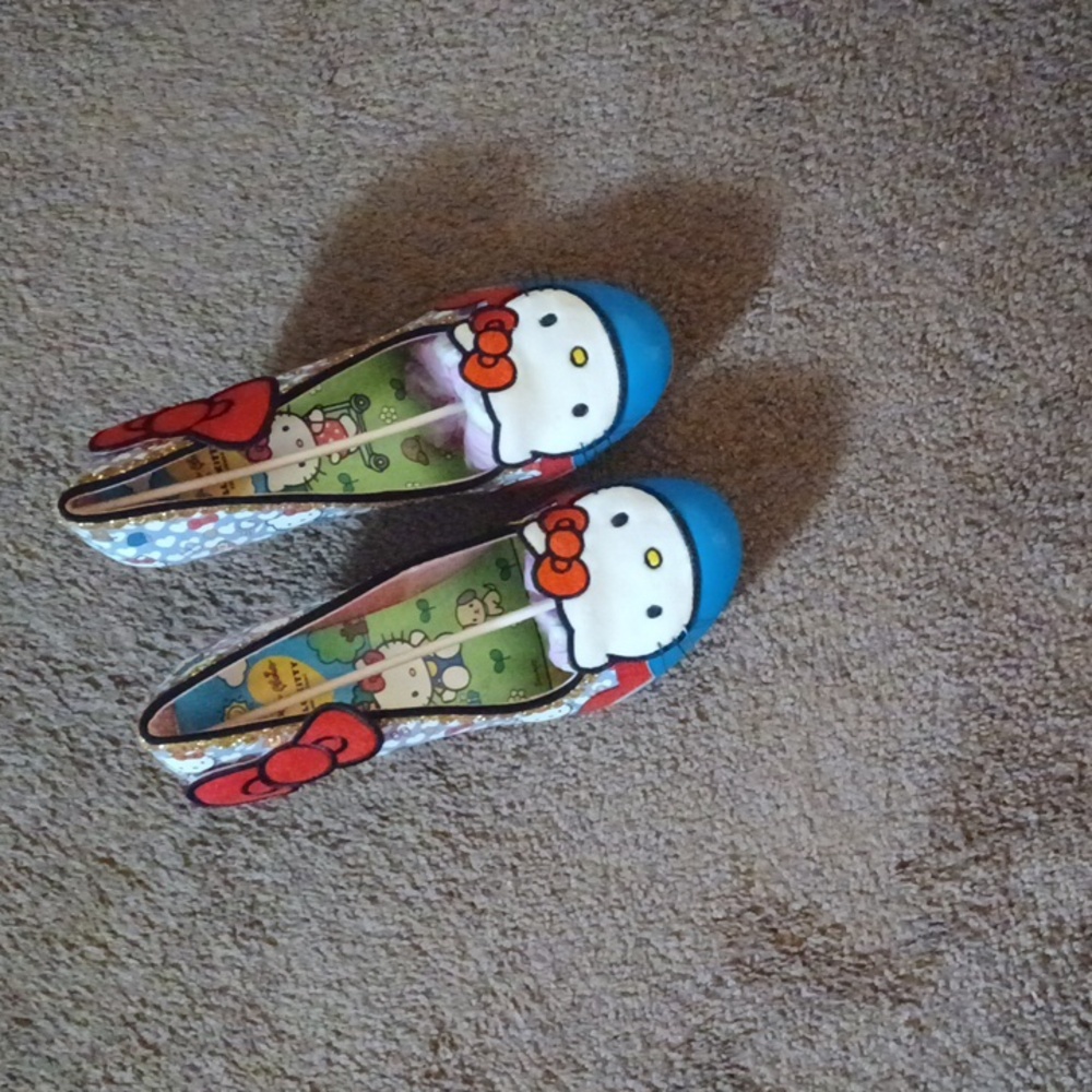United Kingdom 🇬🇧 irregular choice hello kitty shoes - Picture 9 of 10